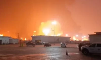 Petróleos Mexicanos informó que el fuego fue controlado tras ser detectado alrededor de las 6:00 horas en un área de almacenamiento de hidrocarburos.