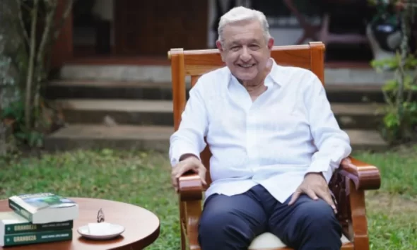 En su publicación señaló que, aunque se encuentra retirado de la vida pública, le preocupa la situación que enfrenta la isla y expresó solidaridad con su población.