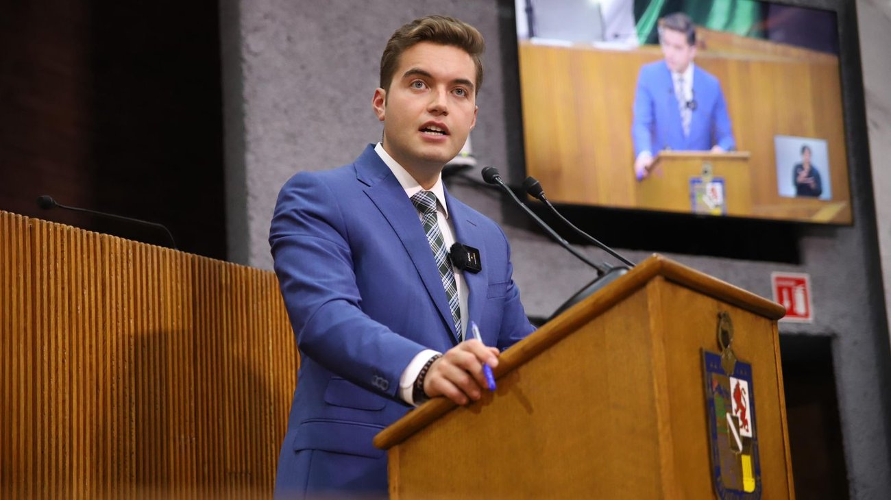 La propuesta contempla que los trabajadores puedan acceder a licencias de hasta 30 días naturales al año