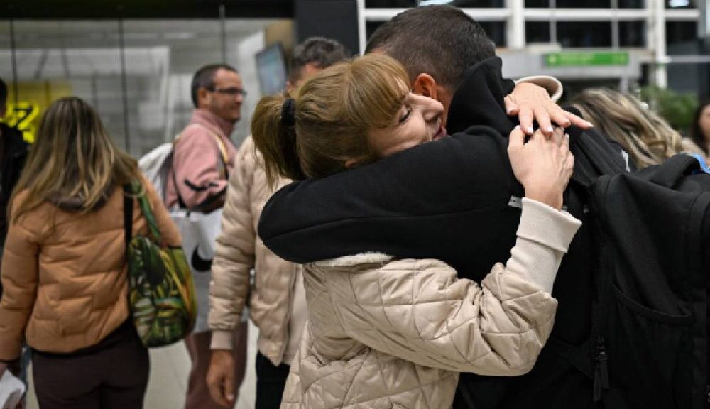 La SRE señaló que el resto de las embajadas mexicanas en la zona permanece en alerta permanente y mantiene contacto con las autoridades locales y la comunidad mexicana