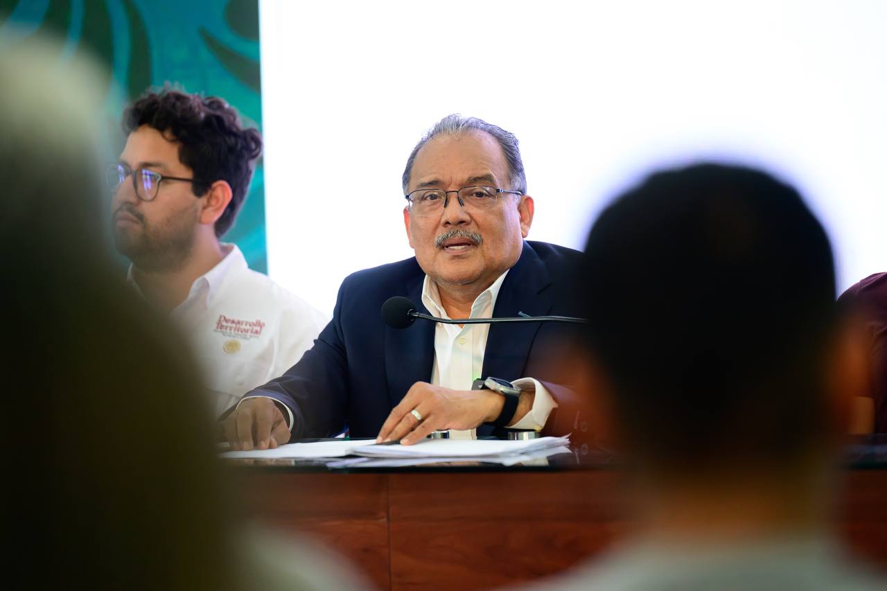 El Edil mencionó que el Mundial de Futbol no se limita a los estadios o a la proyección mediática, sino que se convierte en una oportunidad para transformar el entorno social, contribuyendo así a la construcción de paz.
