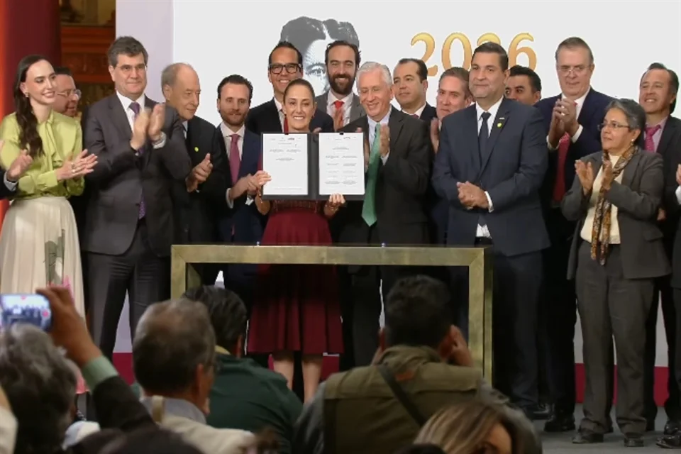 El plan establece que todas las compras gubernamentales deberán privilegiar acero producido en México, especialmente en obras públicas, bajo la supervisión de la Secretaría Anticorrupción y Buen Gobierno.