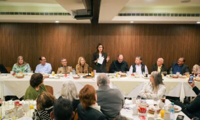 Durante el encuentro, Lorena de la Garza reconoció la deuda que el estado tiene con los maestros jubilados y expresó su solidaridad con su situación.