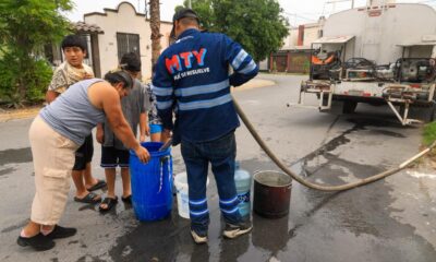 La falta de agua se originó por trabajos de mantenimiento realizados por Agua y Drenaje de Monterrey, lo que provocó la suspensión del servicio en al menos 40 colonias.