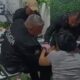 Tras varios minutos de esfuerzo, logró que la niña expulsara el agua ingerida, lo que resultó clave para estabilizarla.