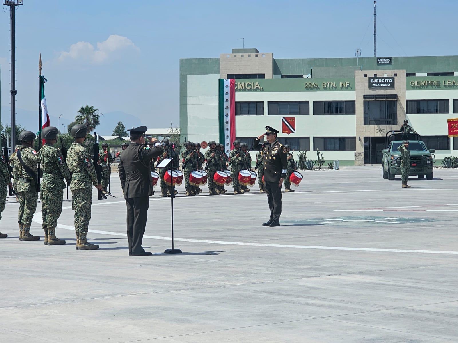 En su mensaje, el gobernador destacó que los cambios representan continuidad en las estrategias de seguridad y reconoció el trabajo de los mandos salientes.