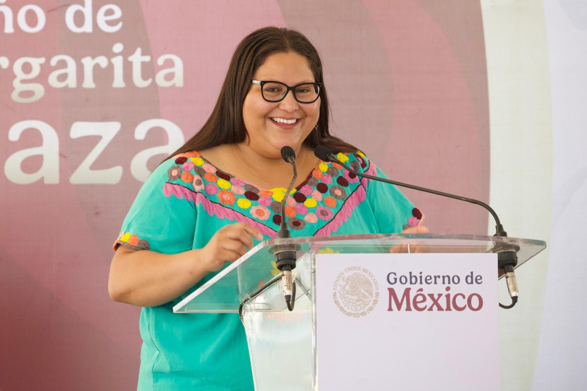 Citlalli Hernández es una de las figuras más jóvenes y cercanas a Morena, con una trayectoria que inició desde el activismo social.