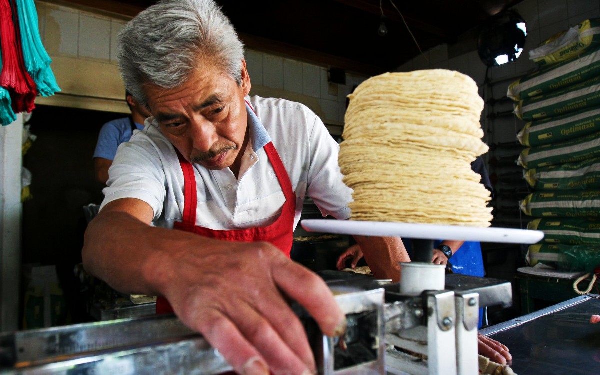 Las dependencias federales hicieron un llamado a productores y comerciantes para evitar aumentos injustificados, advirtiendo que cualquier ajuste sin fundamento impactaría directamente en la economía de las familias mexicanas.