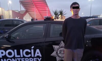 De acuerdo con los reportes, el sujeto identificado como Javier, de 26 años, ingresó a la tienda Zara y durante varios minutos ocultó diversas prendas en una bolsa