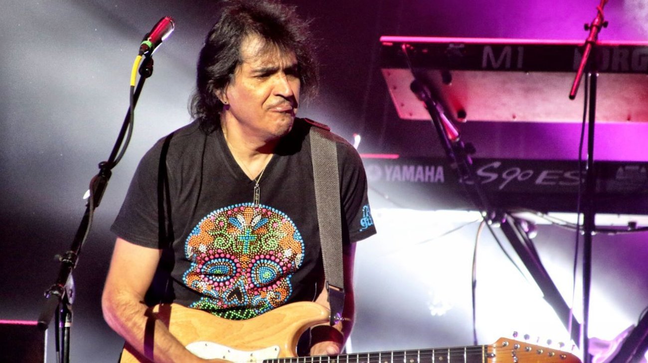 Hasta el momento, no se ha informado la causa oficial de su muerte. La partida de Staiti representa una gran pérdida para el rock en español