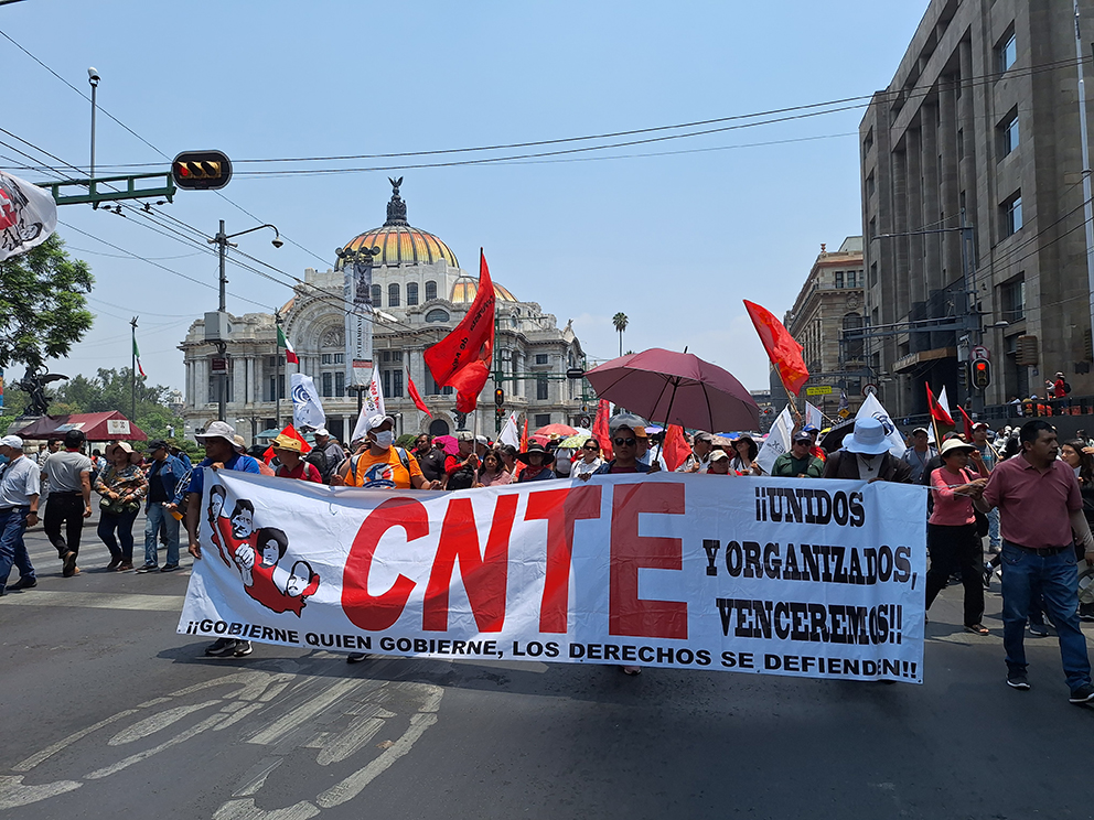 El dirigente sindical Isael González informó que el paro iniciará con una marcha desde el Ángel de la Independencia hacia el Zócalo capitalino, donde instalarán un plantón indefinido.