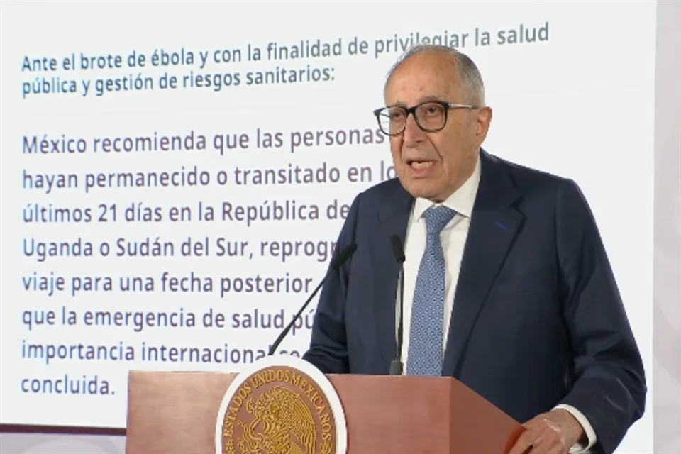La Secretaría de Salud detalló que habrá revisión documental, análisis de itinerarios y coordinación con aerolíneas y autoridades internacionales para detectar posibles riesgos antes del abordaje de pasajeros.