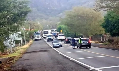 El gobernador de Michoacán, Alfredo Ramírez Bedolla, confirmó que la contingencia es atendida de manera coordinada entre fuerzas estatales, Ejército Mexicano, Guardia Nacional y autoridades de Jalisco debido a la cercanía con el municipio jalisciense de Quitupan y la presencia del Cártel Jalisco Nueva Generación en la zona.