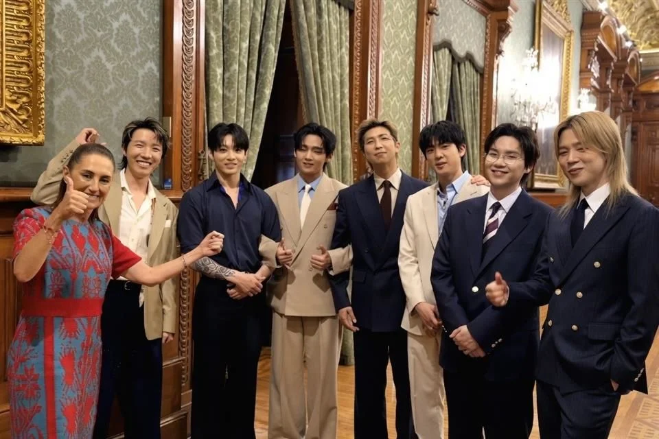 La visita de BTS a Palacio Nacional provocó una auténtica revolución entre el fandom ARMY en México.