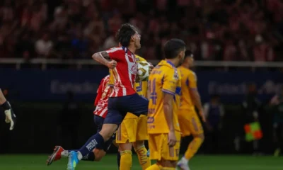 Chivas firmó una de las remontadas más espectaculares de la liguilla al dejar fuera a Tigres UANL.