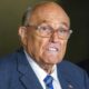 Giuliani alcanzó notoriedad nacional tras los atentados del 11 de septiembre de 2001, cuando su liderazgo como alcalde de Nueva York le valió el apodo de “el Alcalde de Estados Unidos”.