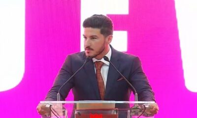 El líder de la Sección 50, Juan José Gutiérrez, aprovechó el evento para exigir mejores condiciones para maestros jubilados y pensionados.