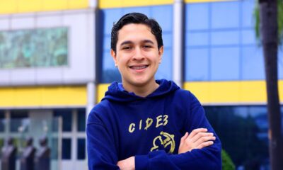 El joven de 17 años destacó entre más de mil 300 estudiantes de bachillerato de todo el país gracias a sus conocimientos en economía, finanzas y análisis de negocios.