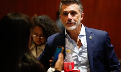 En la misiva, Mayer solicitó además la cancelación de su registro en el padrón nacional del partido y pidió eliminar sus datos personales de cualquier base o registro relacionado con Morena.