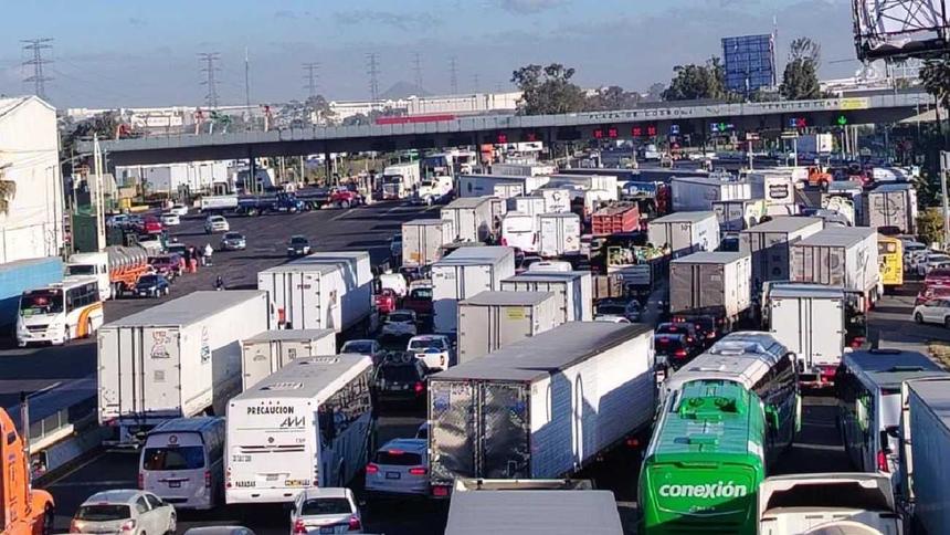 Autoridades federales señalaron que la movilización no logró consolidarse como un paro nacional masivo debido a que varios grupos arribaron divididos o en caravanas menores.