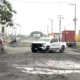 En el sitio fueron halladas mangueras, válvulas y diversa herramienta presuntamente utilizada para las tomas clandestinas de combustible.