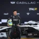 En este escenario, el mexicano Sergio Pérez afronta el reto de recuperar terreno en su regreso al campeonato, ahora con la escudería Cadillac
