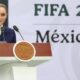 Durante su conferencia, Sheinbaum afirmó que el turismo continúa en crecimiento y señaló que ya se registra la llegada de aficionados a las sedes mundialistas de Ciudad de México, Monterrey y Guadalajara.