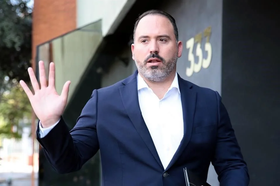 El legislador también reconoció no respaldar el juicio político contra el mandatario estatal y afirmó que su decisión no representa un distanciamiento de Morena ni de los principios de la Cuarta Transformación.