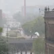 Protección Civil de Nuevo León informó que las lluvias son resultado de la interacción de un canal de baja presión, el ingreso de humedad y el acercamiento de un sistema frontal al norte del país.