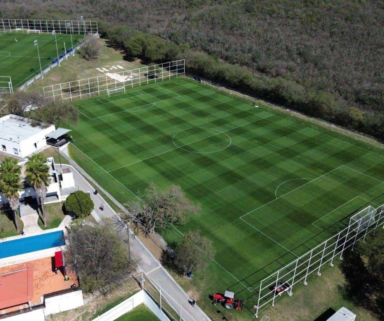 En caso de recibir luz verde, Suecia utilizaría El Barrial el próximo 13 de junio, un día antes de su debut frente a Túnez en el Estadio Monterrey. Japón, por su parte, realizaría su práctica el 19 de junio