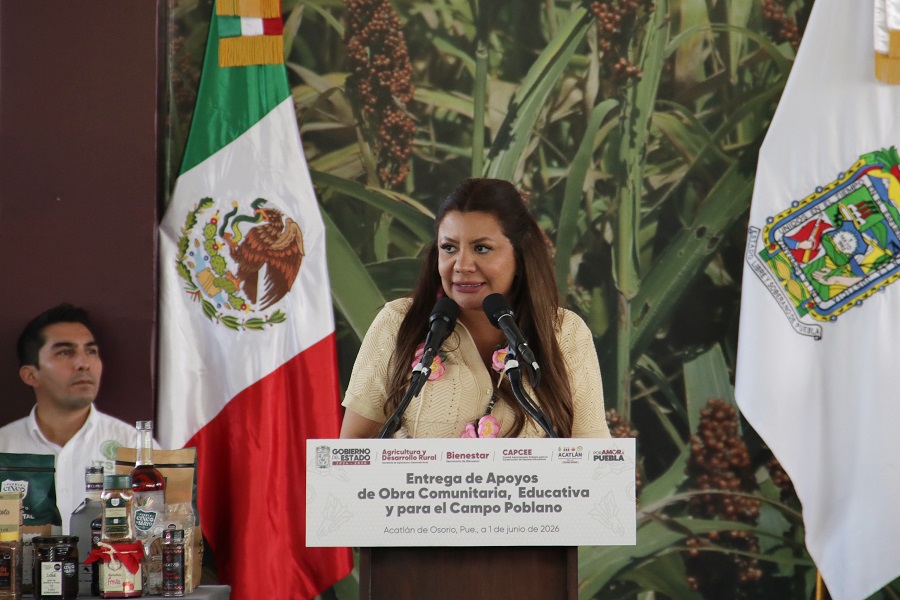 Lucero Bárcenas aseguró que las decisiones tomadas por los regidores carecen de validez legal y sostuvo que únicamente la Presidencia Municipal tiene facultades para nombrar o remover a integrantes de su gabinete