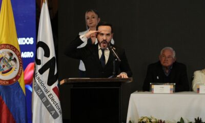 Durante su primer mensaje como presidente electo, De la Espriella aseguró que los colombianos apostaron por "un nuevo estilo" de gobierno y prometió no defraudar a quienes respaldaron su proyecto.