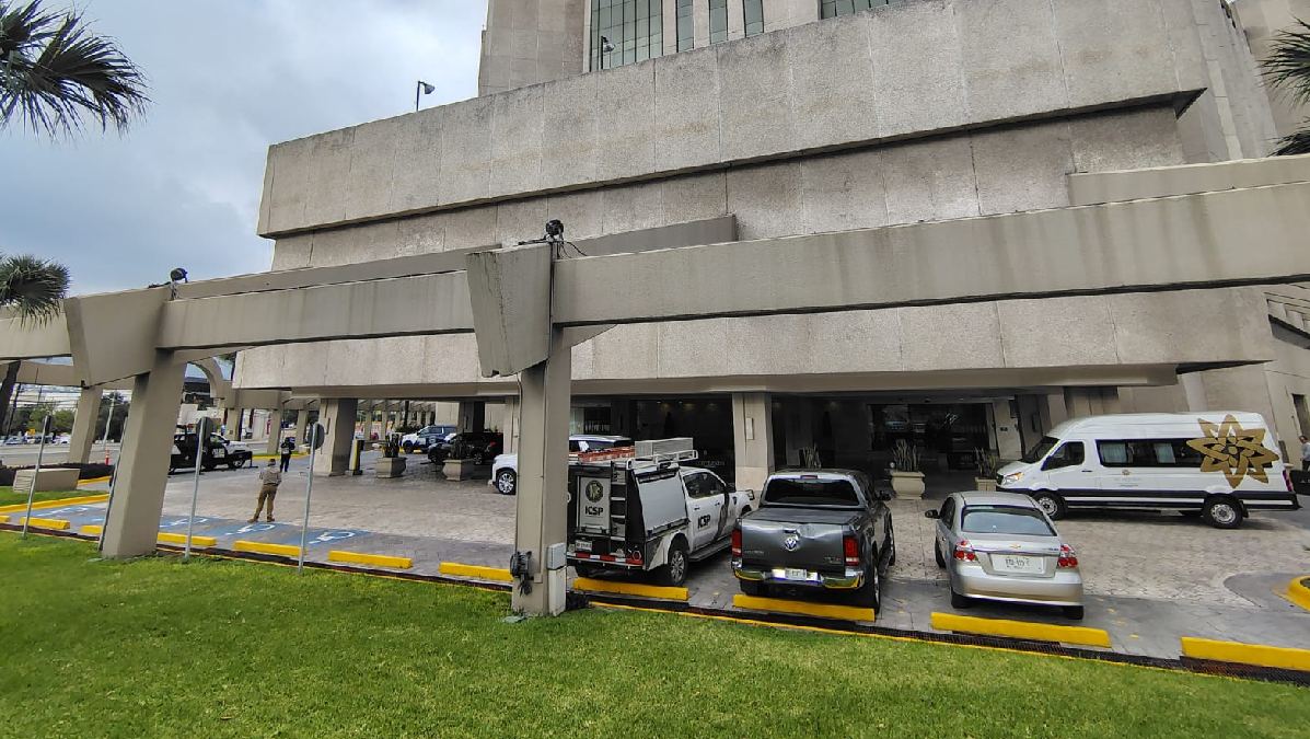 Tras recibir el reporte, oficiales municipales acudieron al lugar e ingresaron al inmueble para atender la situación denunciada.