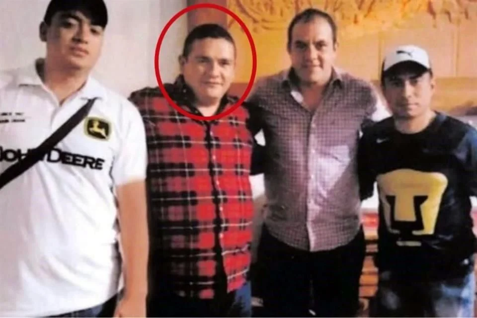 Las autoridades también señalaron que Figueroa Meza se desempeñó como asesor jurídico en el Sistema de Agua Potable y Alcantarillado de Cuernavaca durante la administración de Cuauhtémoc Blanco como alcalde de la capital morelense