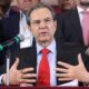 Esteban Moctezuma es licenciado en Economía por la UNAM y maestro en Desarrollo por la Universidad de Cambridge