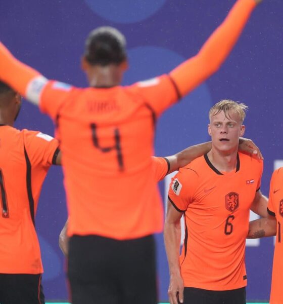 La escuadra dirigida por Ronald Koeman encaminó rápidamente el triunfo con un autogol de Ellyes Skhiri apenas al minuto 3.