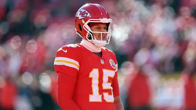 Mahomes había firmado en 2020 un histórico contrato por 10 años y 450 millones de dólares, pero el nuevo ajuste eleva el valor total del acuerdo a 504.75 millones de dólares.