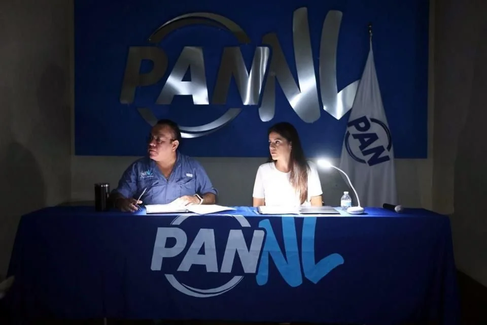 A través de sus redes sociales, el PAN destacó que el apagón no detuvo los trabajos del organismo político.