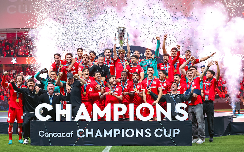 A lo largo de su carrera, el "Turco" ha conquistado títulos de Liga MX con Tijuana, América, Monterrey y Tigres, además de la Copa MX con Rayados y campeonatos en Sudamérica,