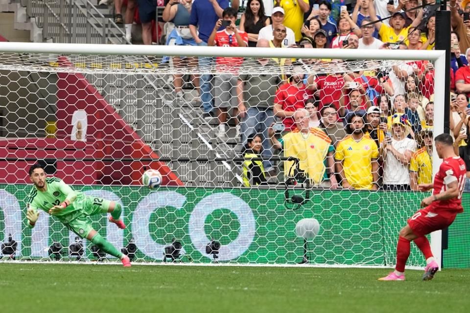 A pesar del desgaste físico y de las llegadas en ambas áreas, ninguna selección encontró el gol que evitara la definición desde los once pasos.