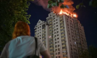 Mientras tanto, el Estado Mayor de Ucrania informó haber atacado una refinería de petróleo en la región rusa de Nizhni Nóvgorod, donde las autoridades reportaron una persona fallecida y cuatro lesionadas.