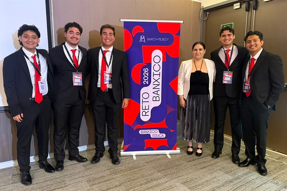 Como reconocimiento a su desempeño, el equipo de la UANL recibió un premio de 180 mil pesos.