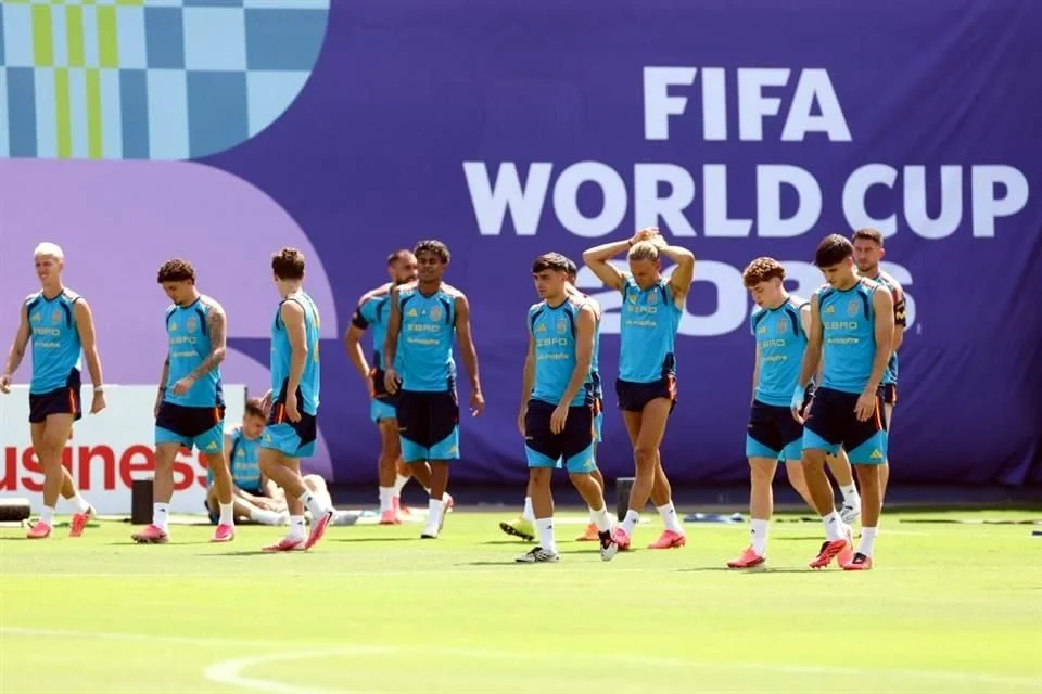 El cuerpo técnico aprovechó la sesión para comenzar a afinar aspectos tácticos y físicos rumbo a uno de los compromisos más importantes del campeonato.