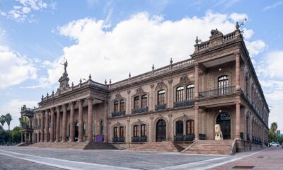 Entre los municipios que reportan los mayores montos pendientes se encuentra Monterrey, encabezado por el alcalde priista Adrián de la Garza.