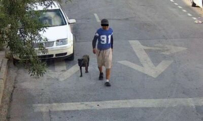 Tras controlar la situación, los oficiales detuvieron al hombre y solicitaron la intervención de personal de Salud y Bienestar Animal de Monterrey, que aseguró a los dos perros para su resguardo