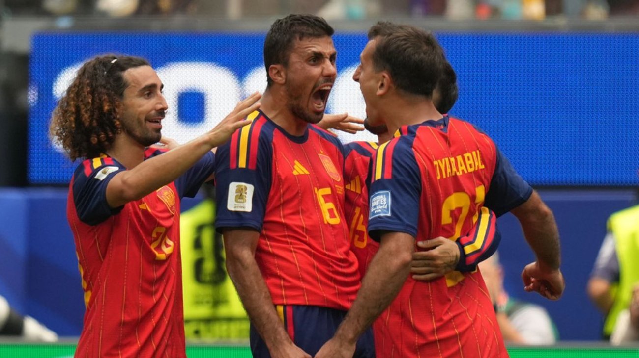 Con esta victoria, España confirmó su candidatura como uno de los equipos más sólidos del torneo y ahora espera conocer a su próximo rival