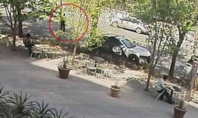 Según las investigaciones, el ahora detenido pidió al agente vial que interceptara el vehículo bajo el argumento de que presuntamente transportaba algo irregular.