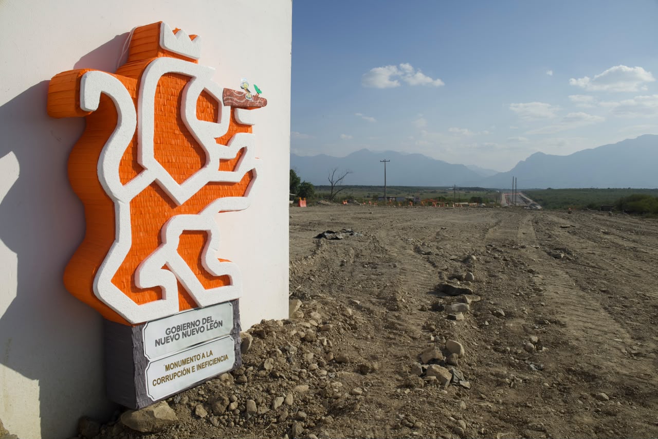 Mijes recordó que la carretera fue anunciada como una de las principales obras estatales, pero su conclusión ya fue descartada por la actual Administración.