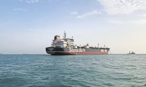 El anuncio ocurre en medio de la creciente tensión en la región, luego de que Irán mantuviera restringido el tránsito por el estrecho tras denunciar el paso de embarcaciones sin autorización