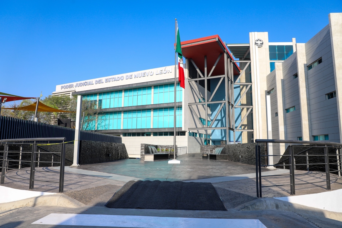 El Gobierno de Samuel García ha rechazado las acusaciones. Ulises Carlín, responsable del despacho de la Tesorería estatal, aseguró que no existen adeudo